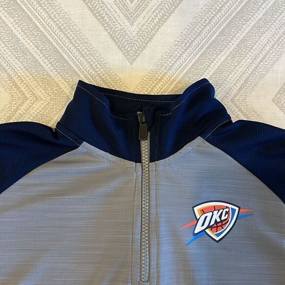 NBA Youth Oklahoma City Thunder Basketball Boys 1/4 Zip Long Sleeve Top - Picture 3 of 9